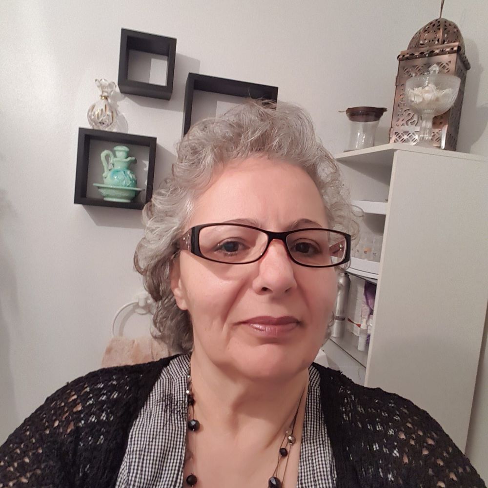 Meet your Posher, Maria